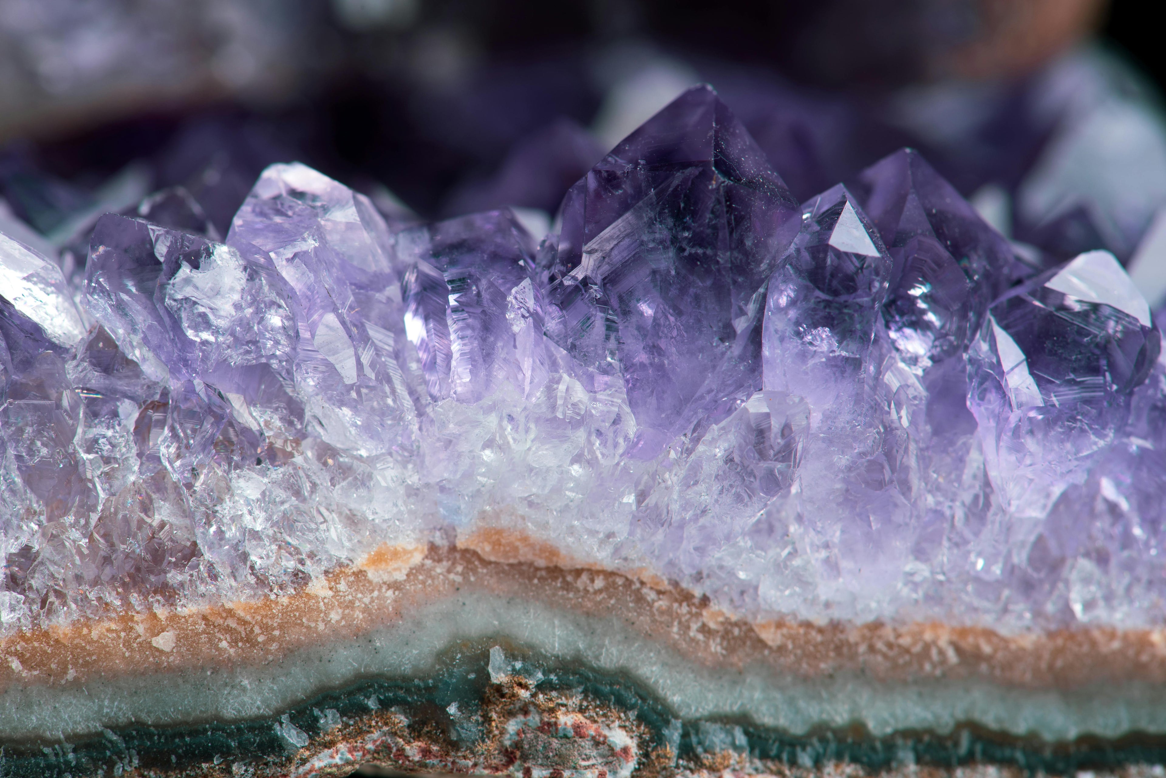 Do Crystals Really Have Energy? A Blend of Science and Spirituality