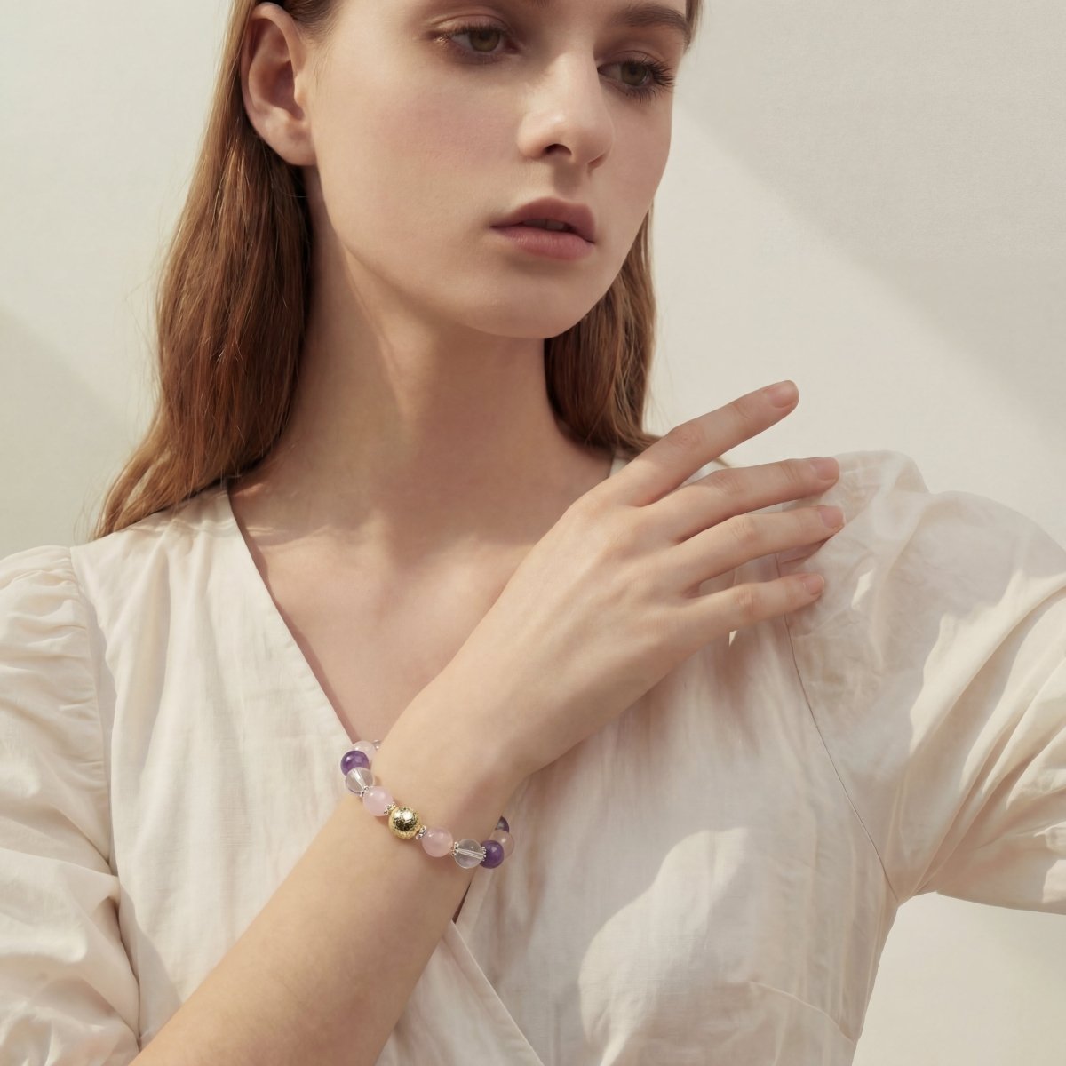 wearing-capricorn-constellation-bracelet-for-success-goals