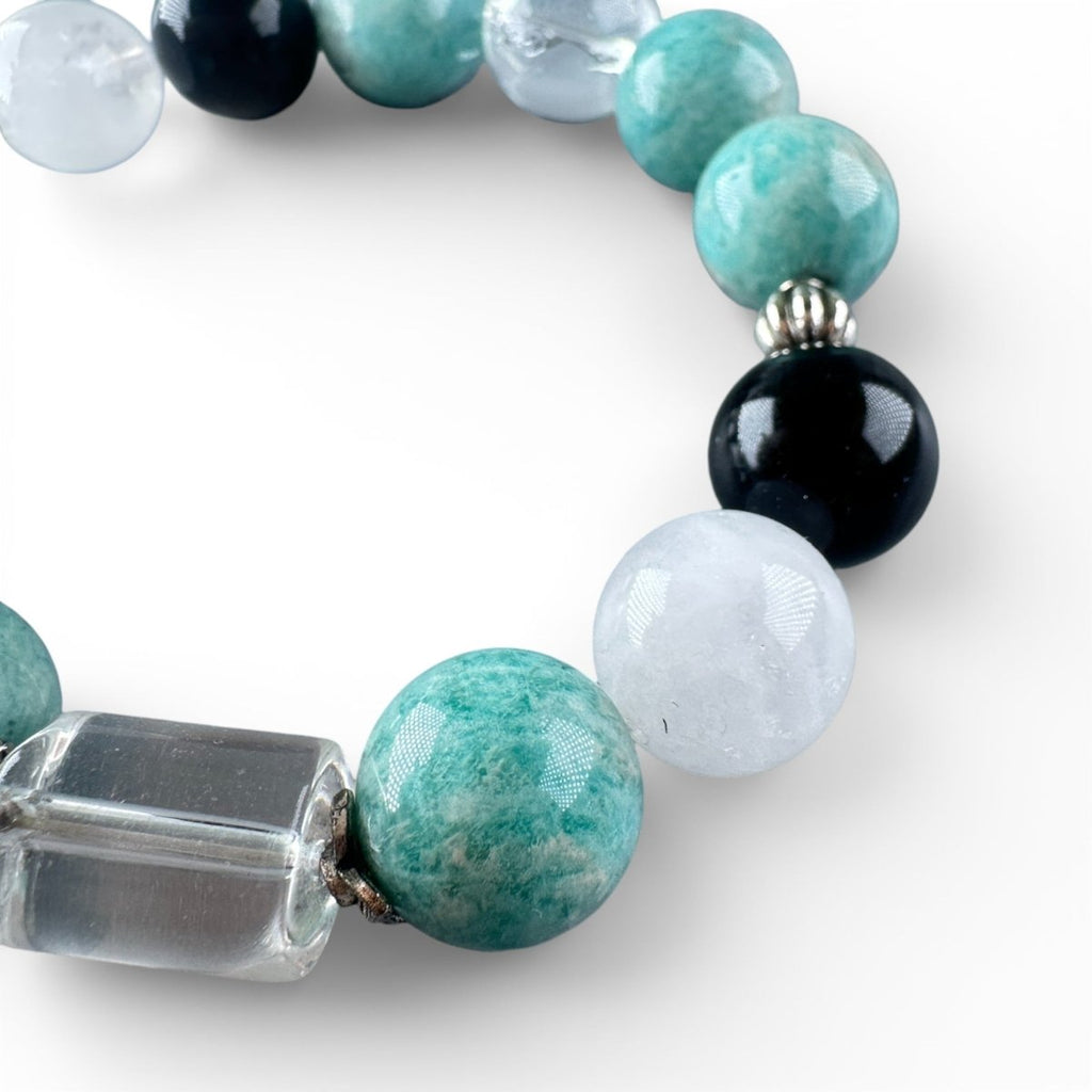 genuine-gold-sheen-obsidian-white-aragonite-texture-close-up