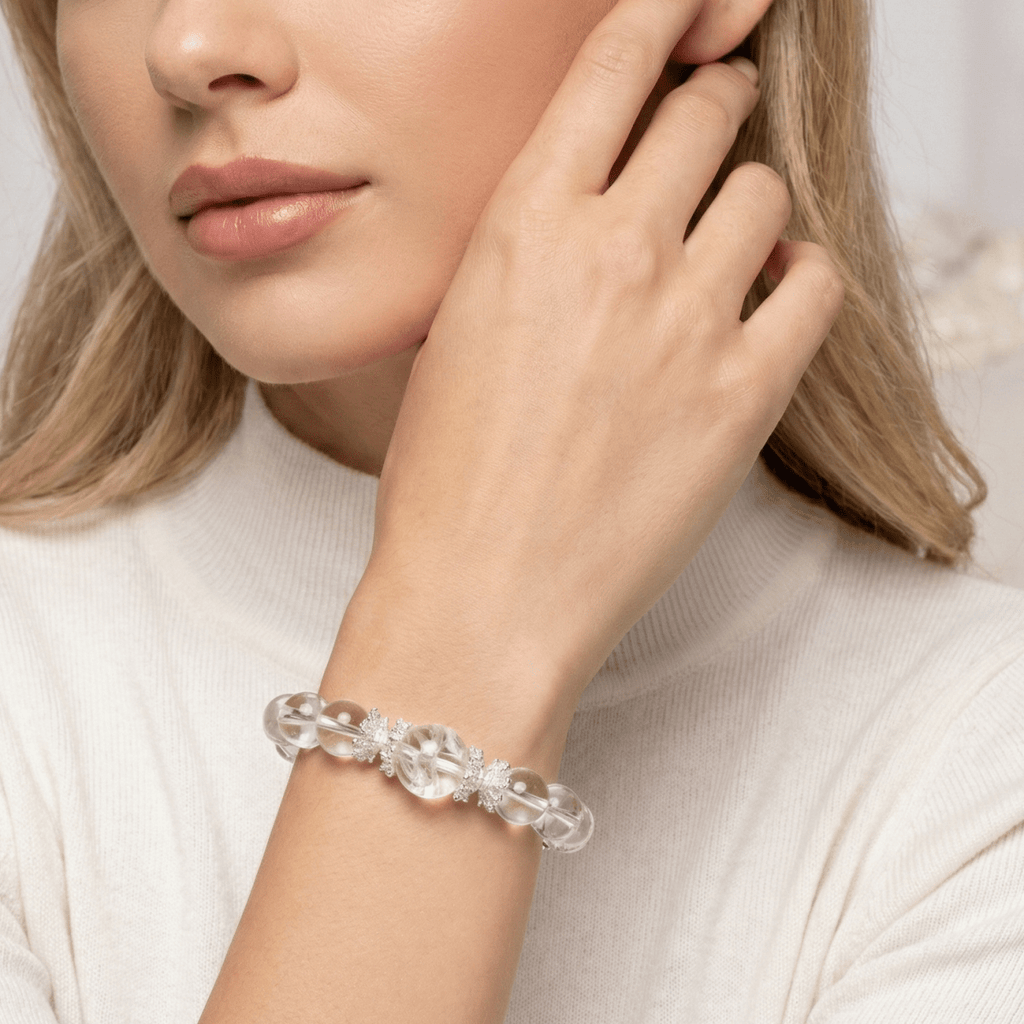 wearing-libra-constellation-bracelet-for-balance